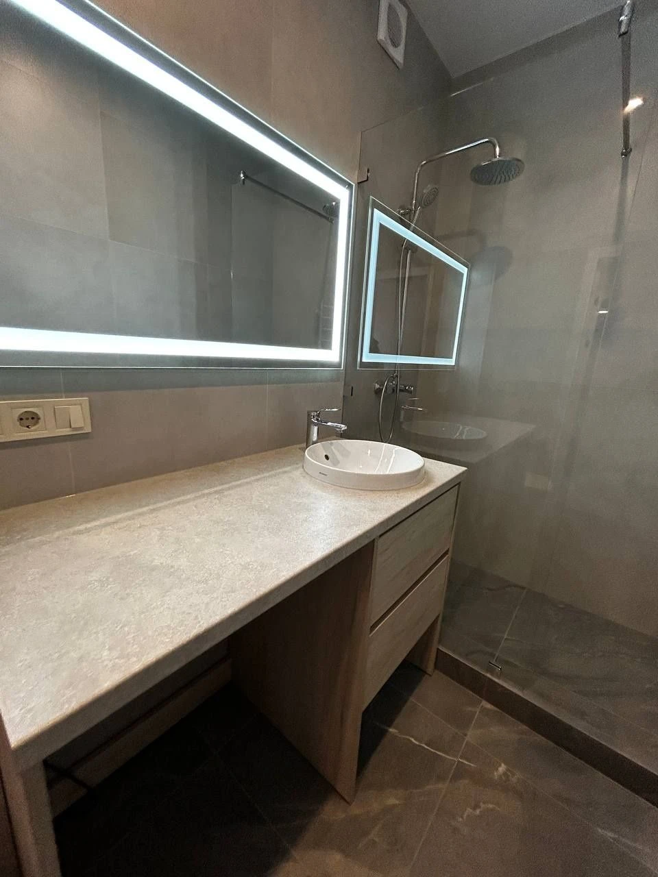 Apartment in the city center with good renovation