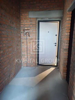 2-комнатная в центре Ирпень 40500
