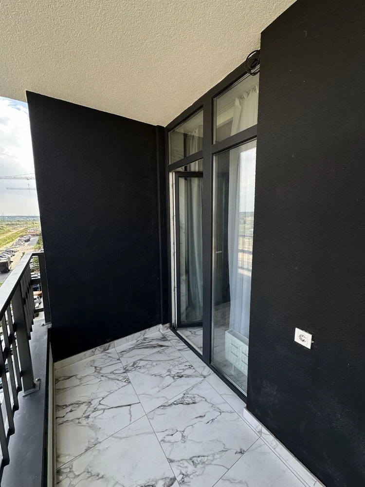 One-bedroom apartment near the waterfront! With gas!