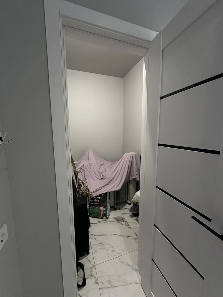 One-bedroom apartment near the waterfront! With gas!