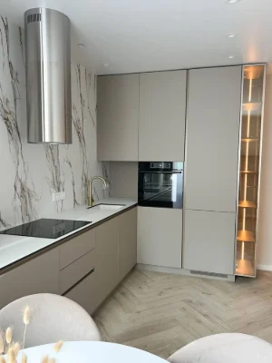 Apartment for Sale: Two-Room Apartment with Designer Renovation in ЖК Цент