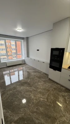 Продам двокімнатну квартиру в новому житловому комплексі