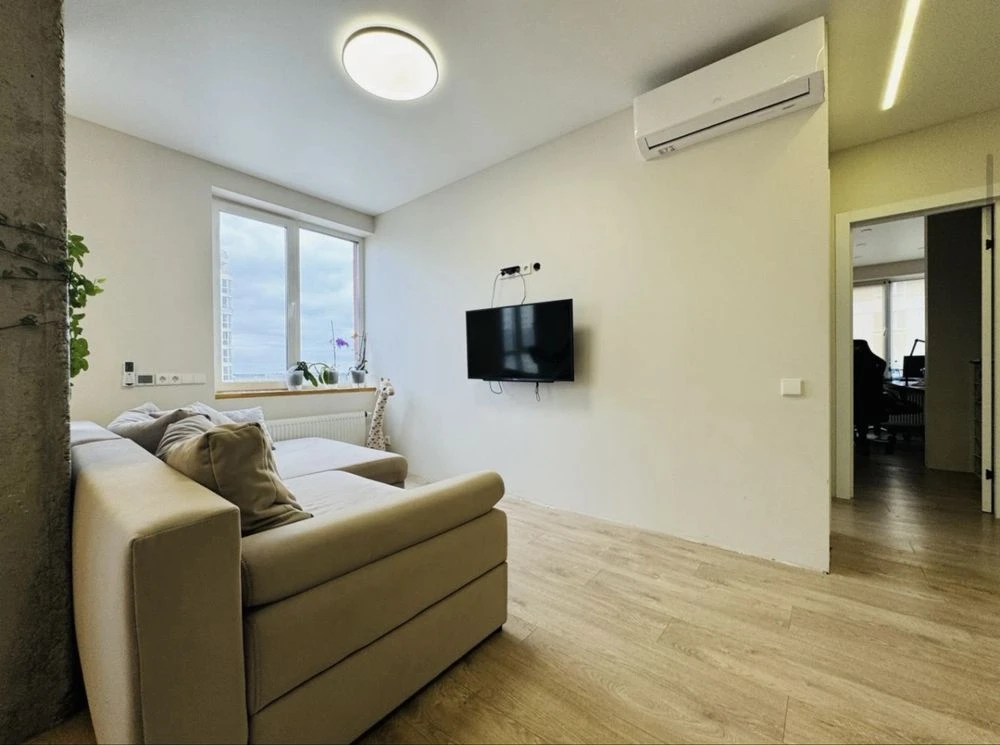 Euro 3 apartment, 72 sq m, Designer renovation, Irpin City residential complex