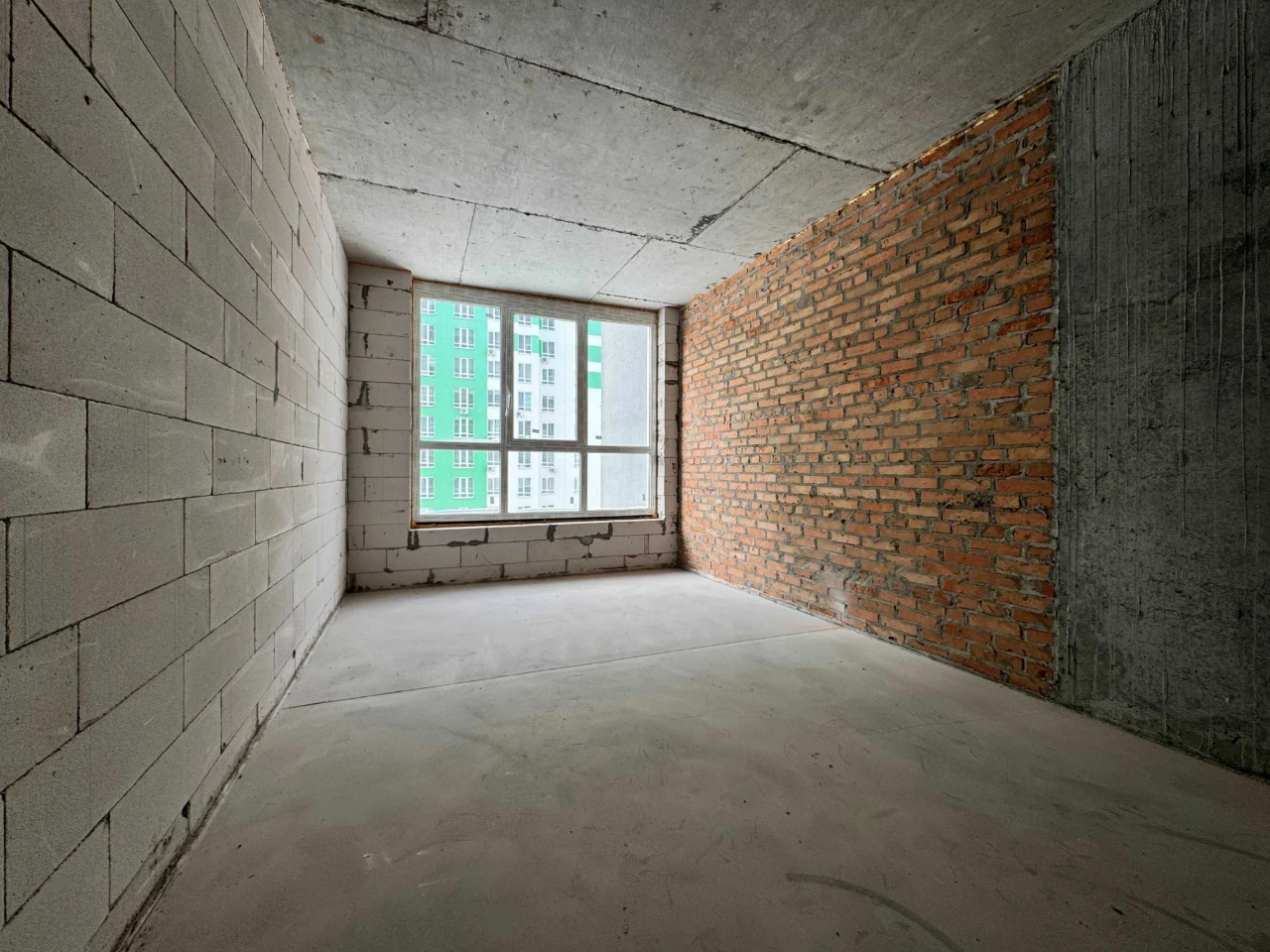 1 room with a wardrobe. Central Park. CityPark residential complex. Irpin. Ukraine.