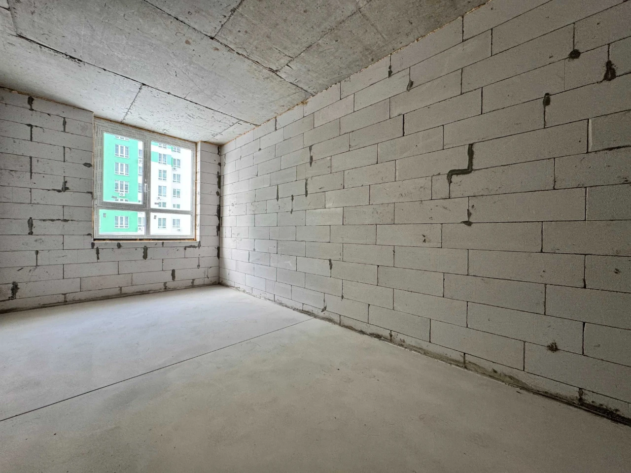 1 room with a wardrobe. Central Park. CityPark residential complex. Irpin. Ukraine.