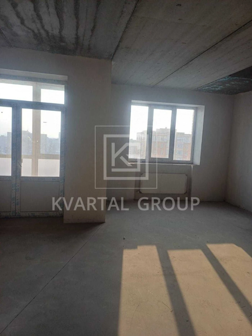 Продаж дворівневої квартири 160м.кв. з панорамним видом ЖК Ц