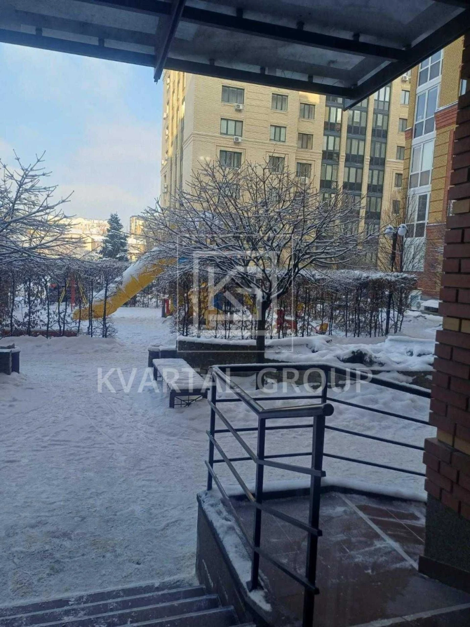 Продаж дворівневої квартири 160м.кв. з панорамним видом ЖК Ц