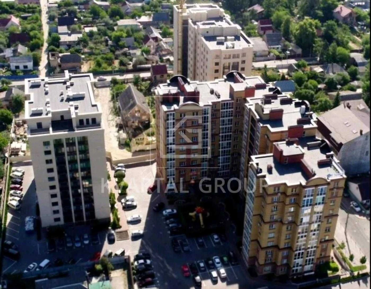 Продаж дворівневої квартири 160м.кв. з панорамним видом ЖК Ц