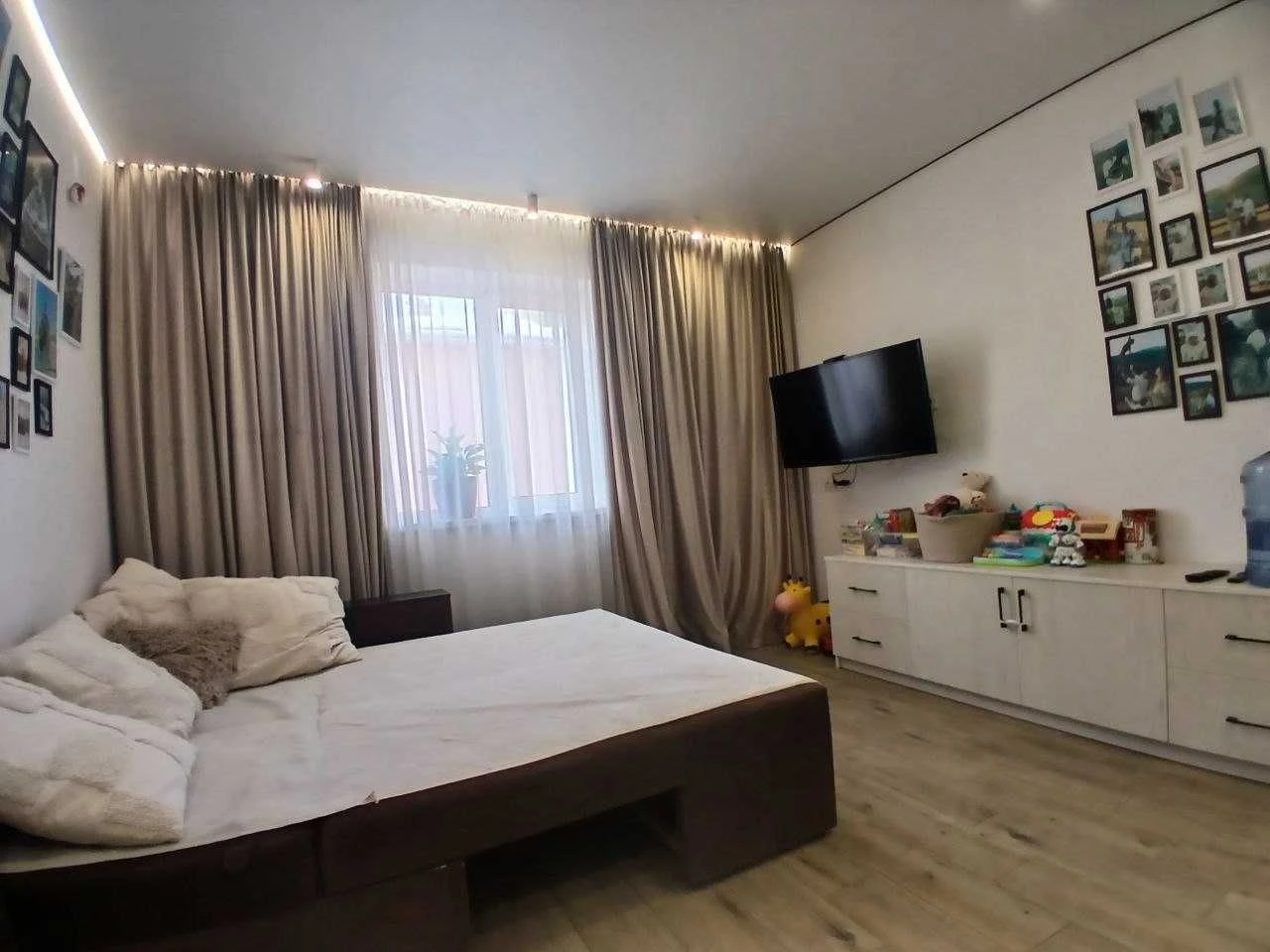 Euro 3-room apartment with designer renovation! Minimum furnishing