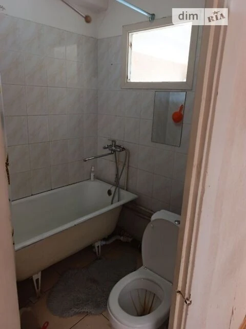 Sale of 1-room apartment 33 sq. m on Akademika Bulakhovskoho St.