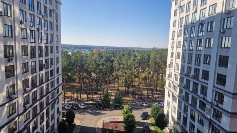 Студія 32 м² в Ірпені, з готовими комунікаціями — 5/10 повер