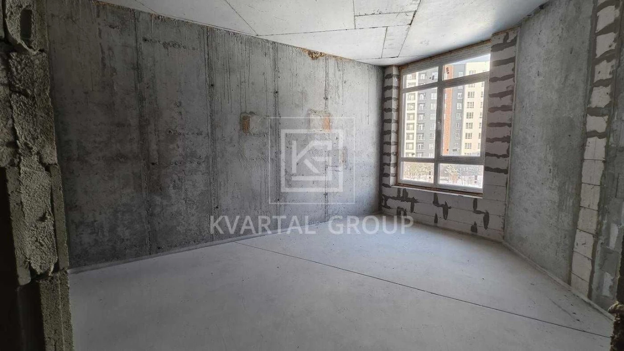 For Sale: 1-Bedroom Apartment in the Synergia City Residential Complex with a View of the Promenade