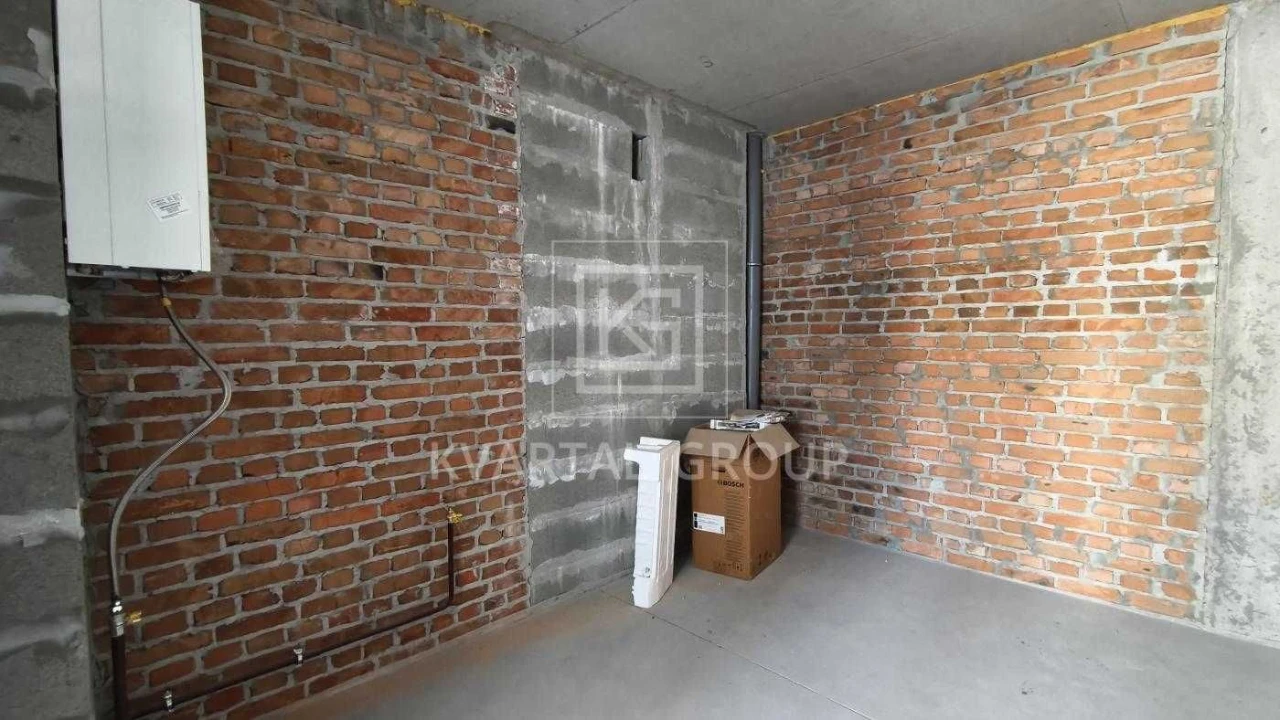 For Sale: 1-Bedroom Apartment in the Synergia City Residential Complex with a View of the Promenade