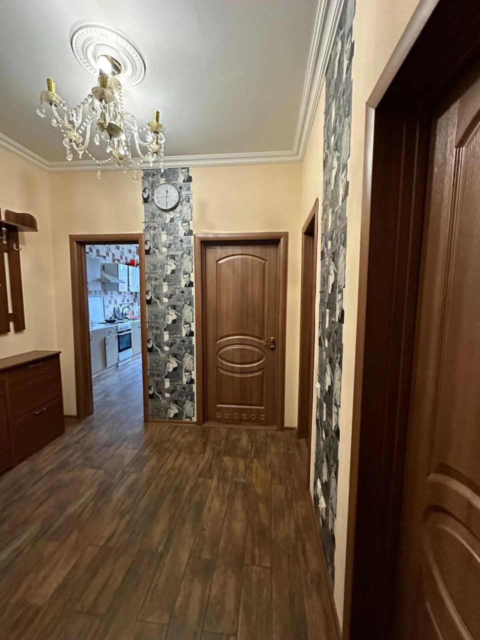 Продається 2-кімнатна квартира з ремонтом! Центральний парк