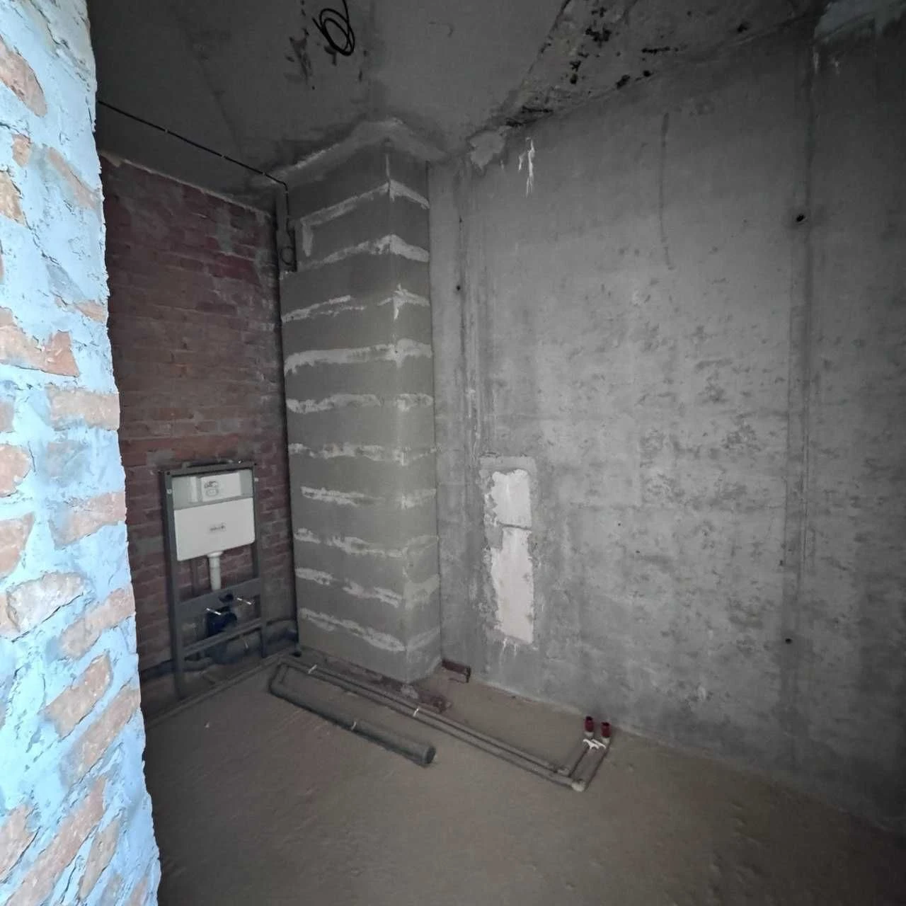 Трехкомнатная трехэтажная, газ, 2%!