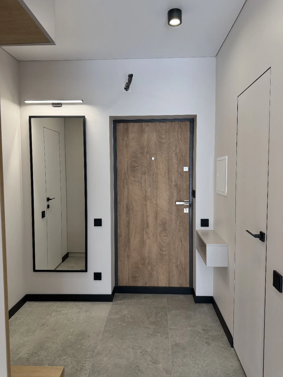Ready-to-move-in Euro 2-room apartment in "Synergi City" residential complex