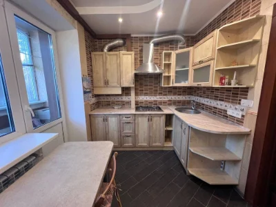 Продаж 1к квартири з ремонтом Центральний парк