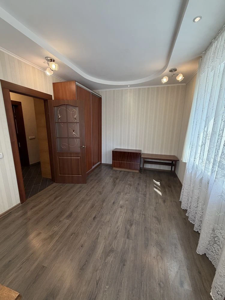 Продаж 1к квартири з ремонтом Центральний парк