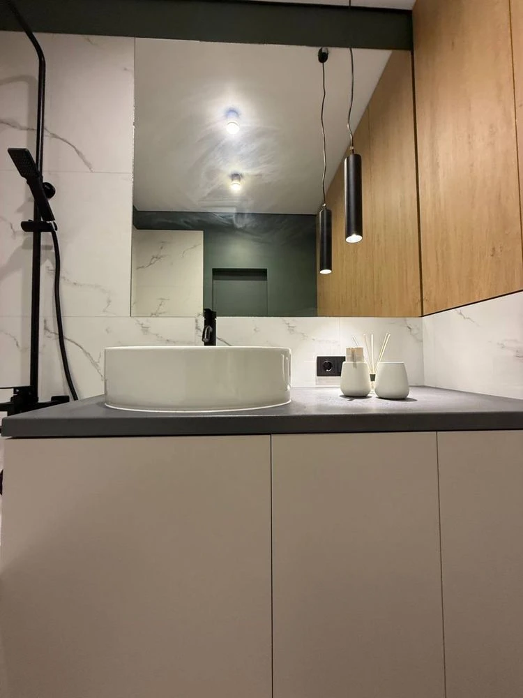 Designer Euro 2-bedroom apartment in Synergy City residential complex