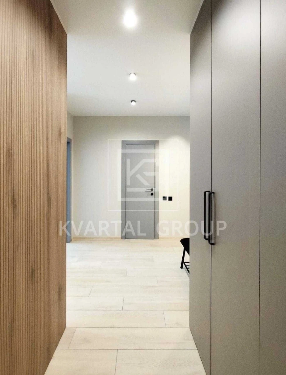 Designer renovation. European three-bedroom apartment near a park