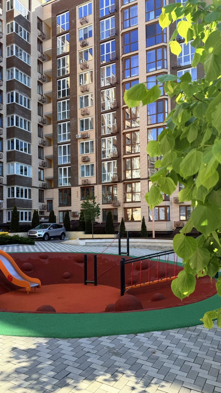 Продаж 2-кімнатної квартири 70 м² в Центральному парку