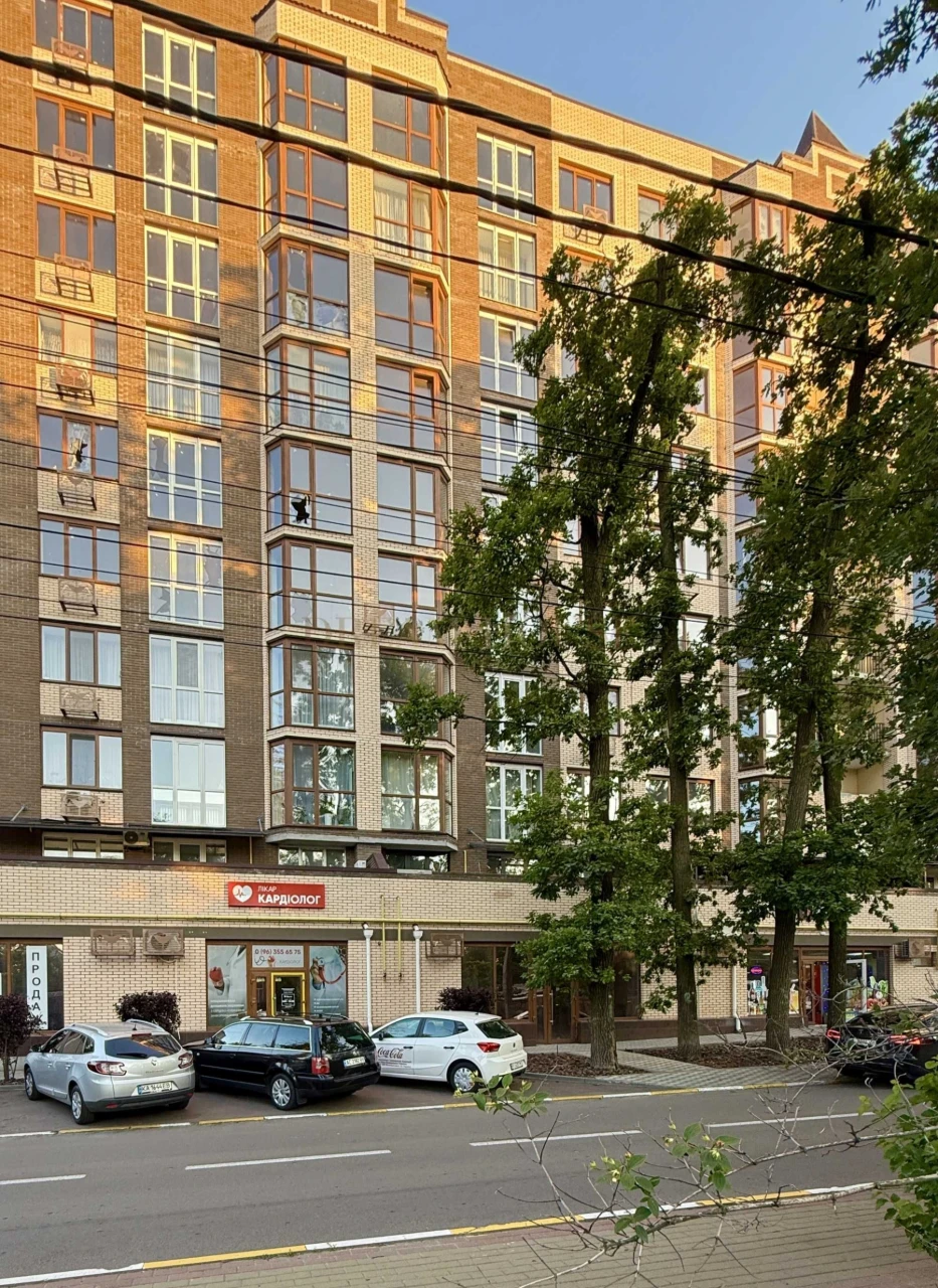 Продаж 2-кімнатної квартири 70 м² в Центральному парку