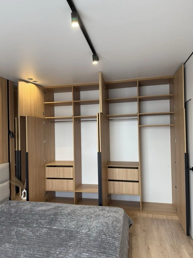 Great apartment! New euro 2-bedroom apartment in the best district! New P27 building
