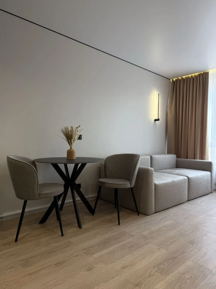 Great apartment! New euro 2-bedroom apartment in the best district! New P27 building