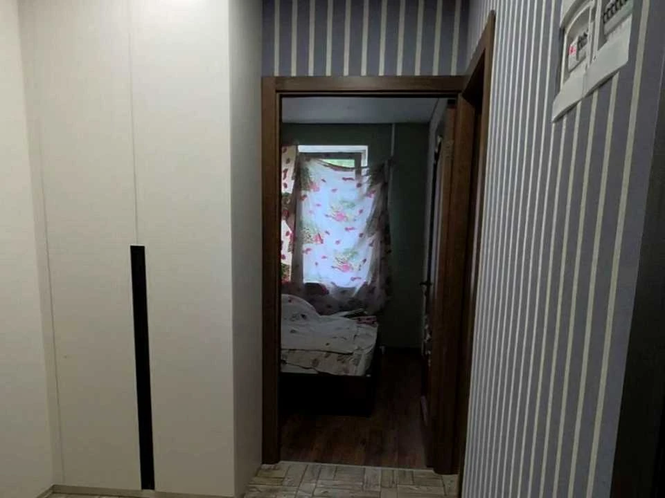 Apartment. Kharkiv, Parachutistiv St.