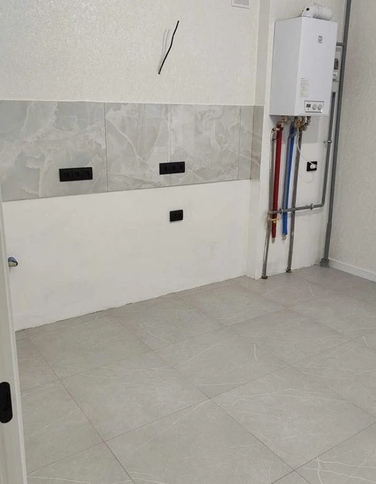 ID-43620 Продаж 1к квартири на Озерній (abond)