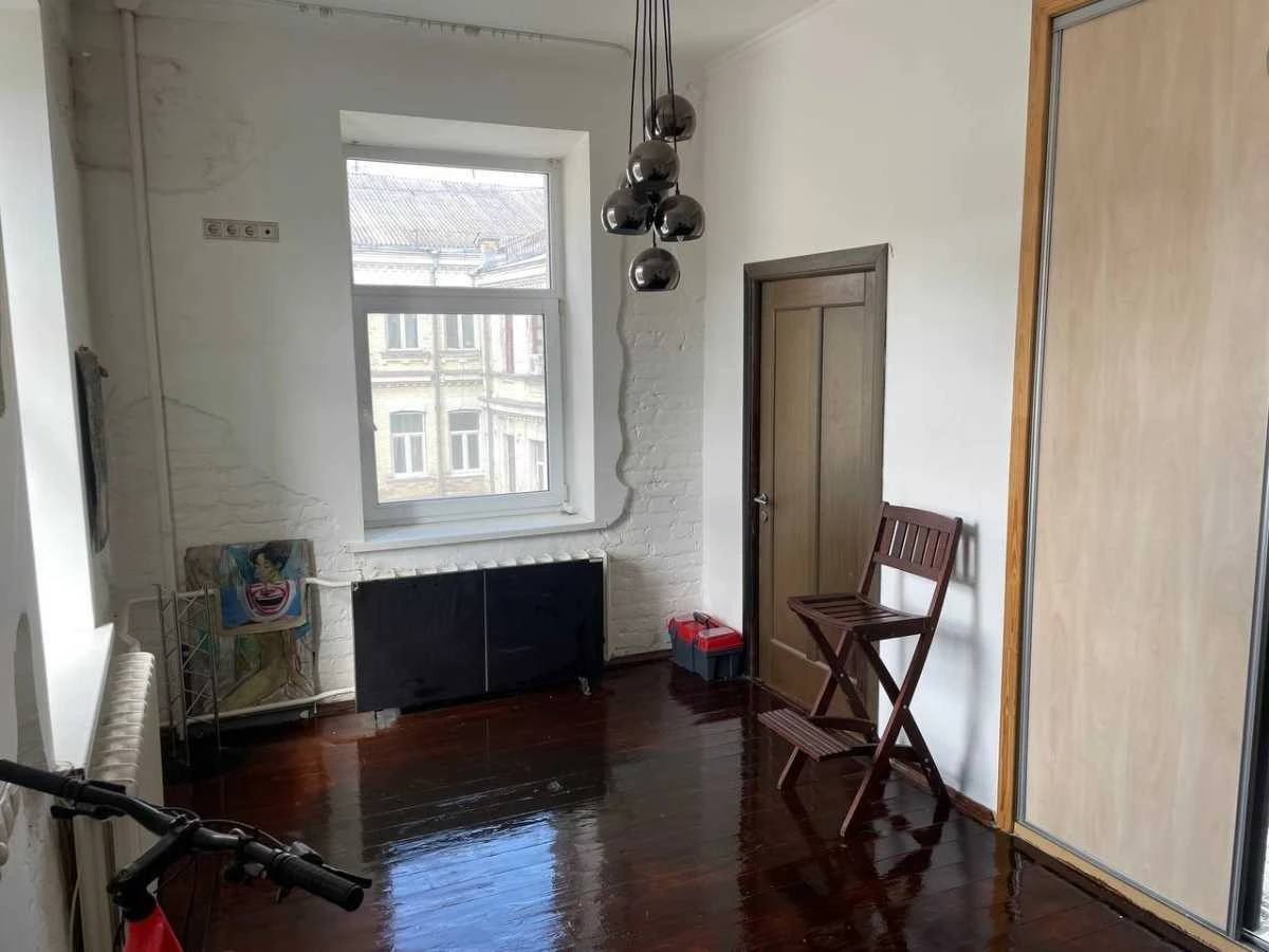 2-room apartment 90 m² for sale, Yaroslavskaya Street, 10