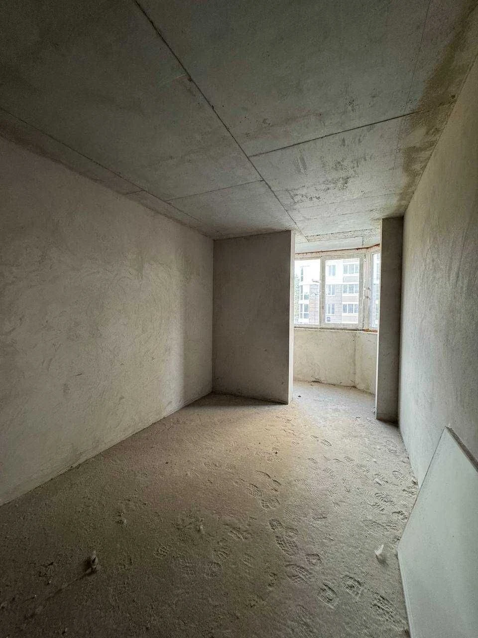 2-bedroom apartment for sale in Irpin, convenient access to Kyiv