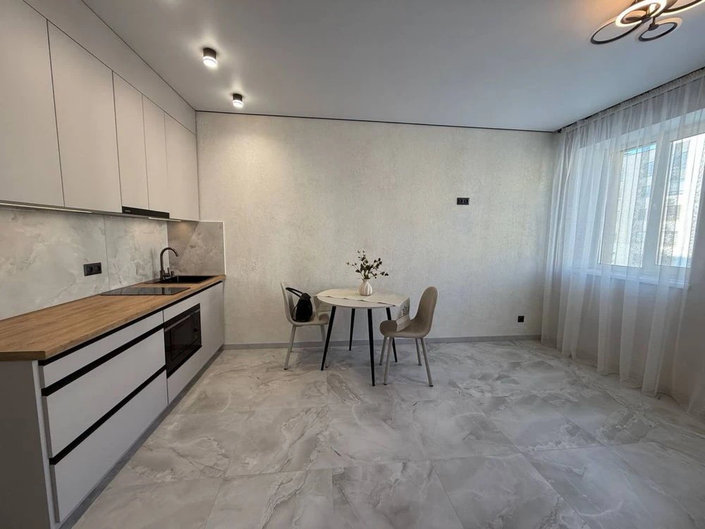 Продаётся квартира с ремонтом, Ирпень, ЖК Молодесть, Газ