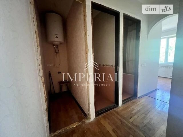 Sale of 2-room apartment 46.4 sq. m. on Volodymyr Ivasyuk Ave. 9