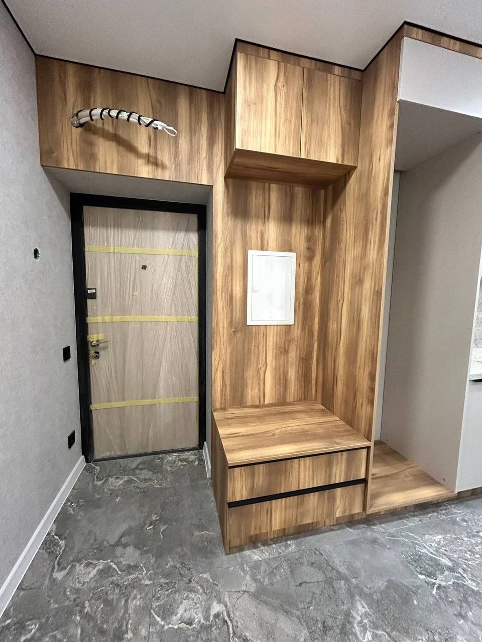 Stylish 2-bedroom euro apartment with modern renovation! Gas! Euro-flat-yes!