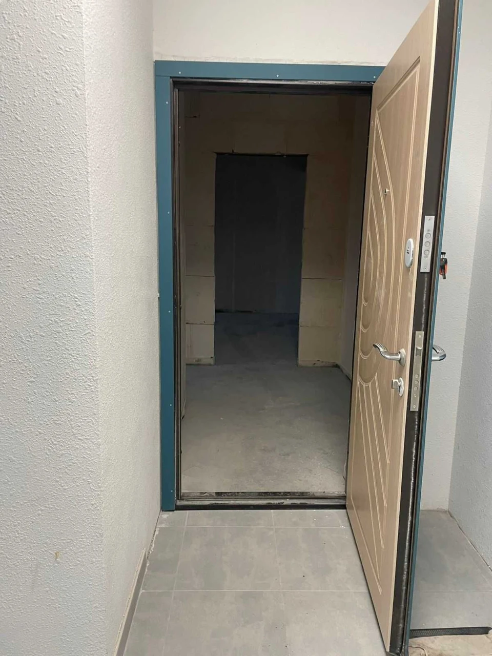 For Sale: 2-room apartment with documents, 57.8 sq.m. house 6
