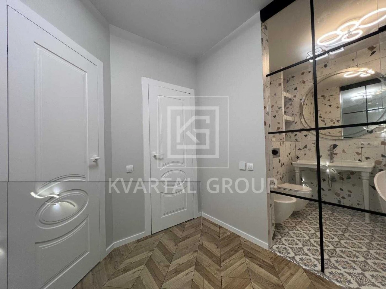 Продажа просторной квартиры 104 кв.м. в ЖК Синергия Сити с НОВЫМ ремонтом