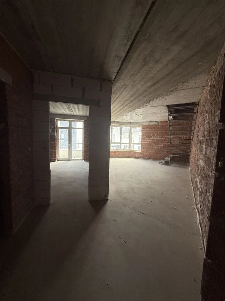 Spacious two-story apartment with a view in the Synergy City residential complex!