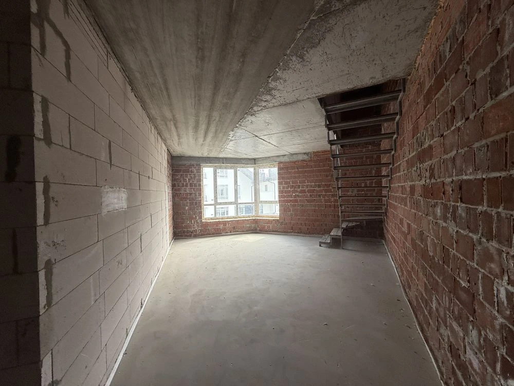Spacious two-story apartment with a view in the Synergy City residential complex!