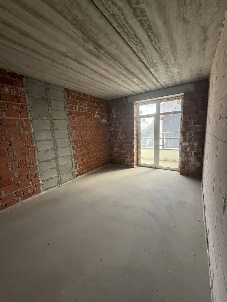 Spacious two-story apartment with a view in the Synergy City residential complex!