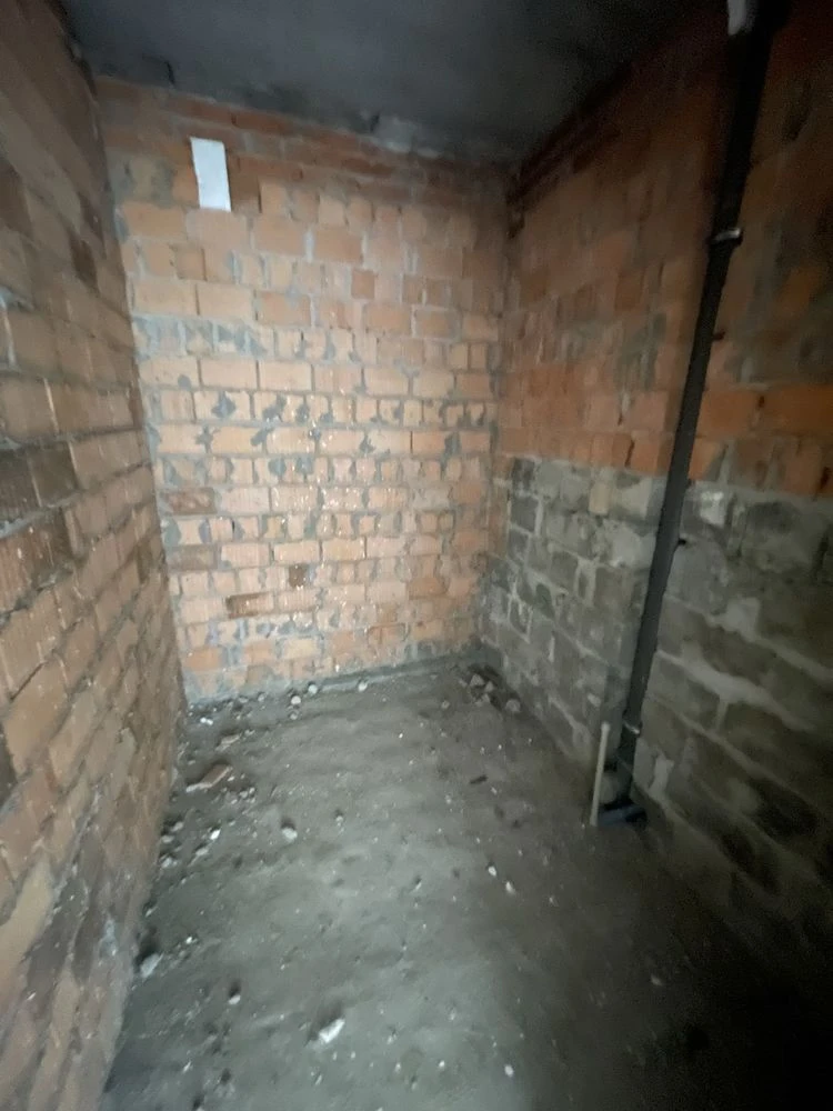 Продається 1-кімнатна квартира в зданому будинку, можлива розстрочка, БЕЗ КОМУН