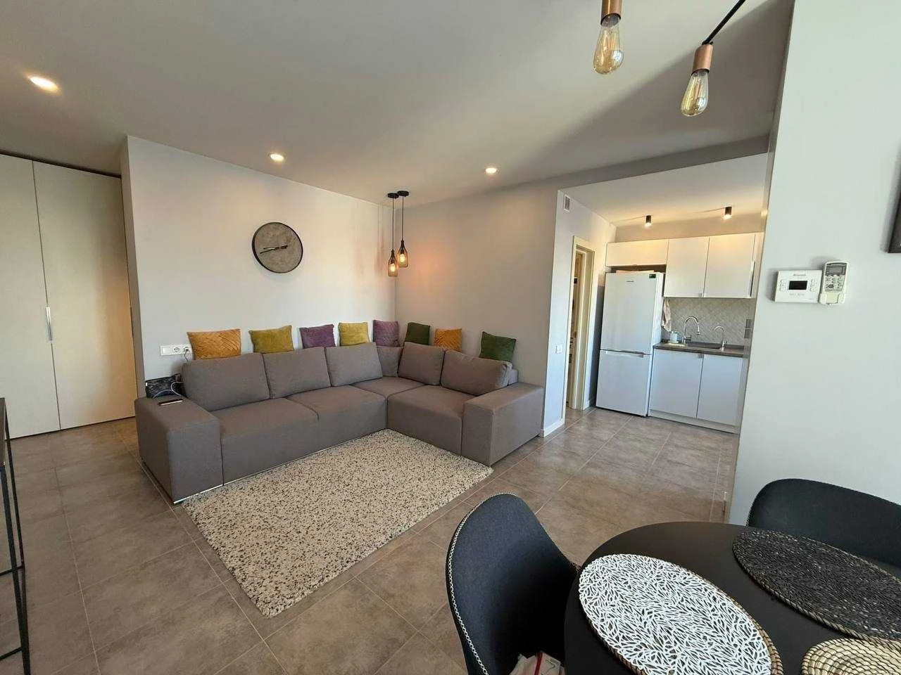 Cozy 3-room European-style apartment in Versailles Park residential complex,
