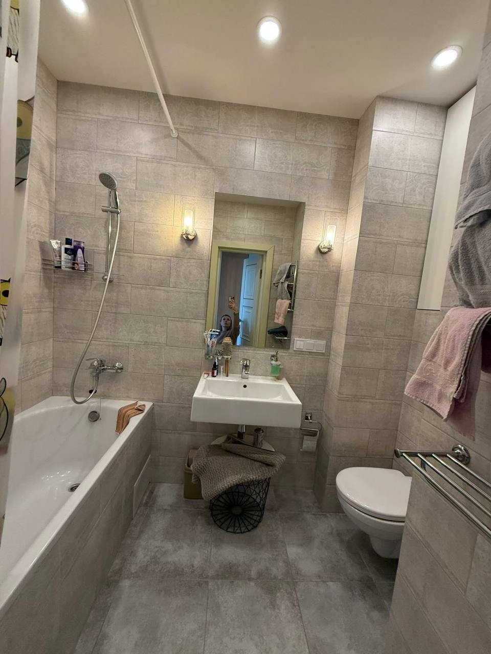 Cozy 3-room European-style apartment in Versailles Park residential complex,