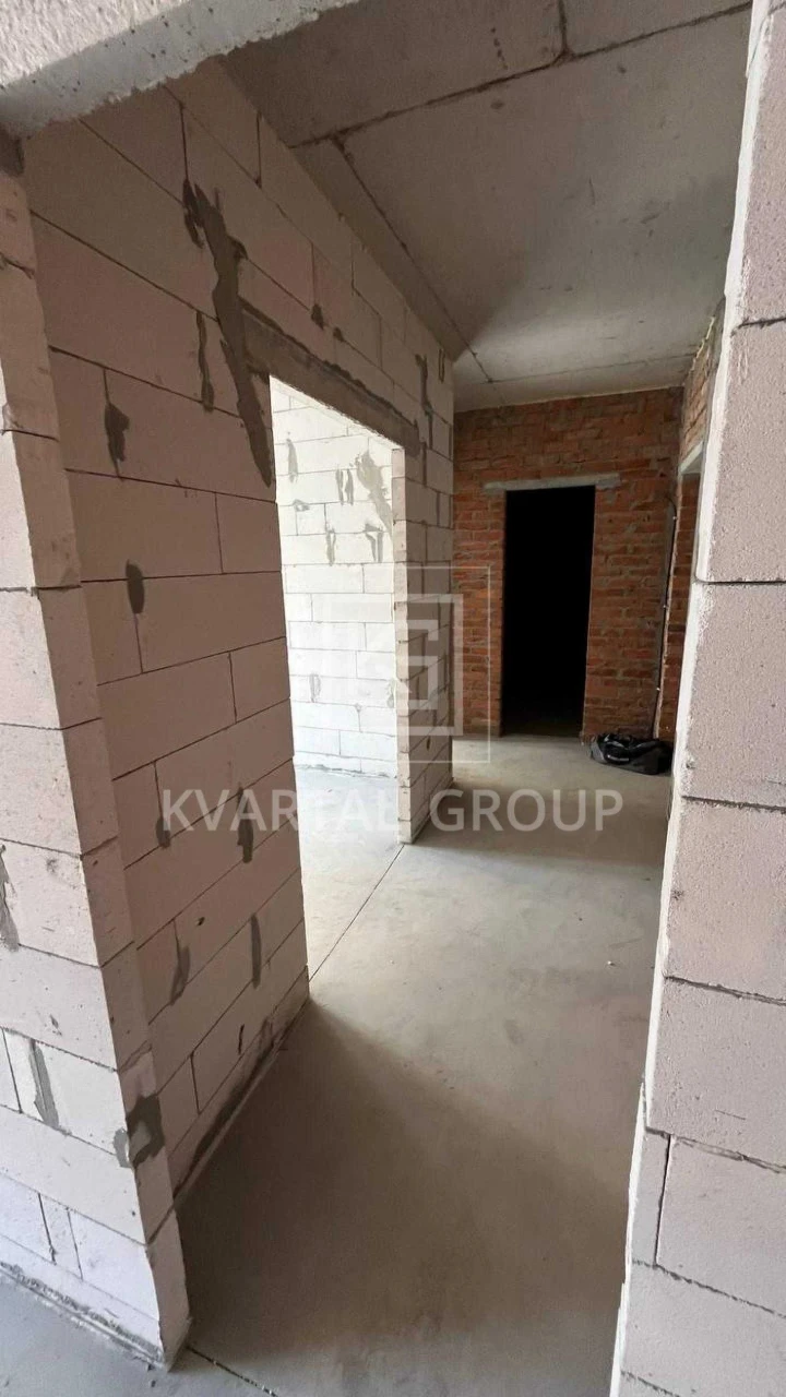 Продаж 2-комнатной квартиры в ЖК бизнес-класса "Синергия Сити"