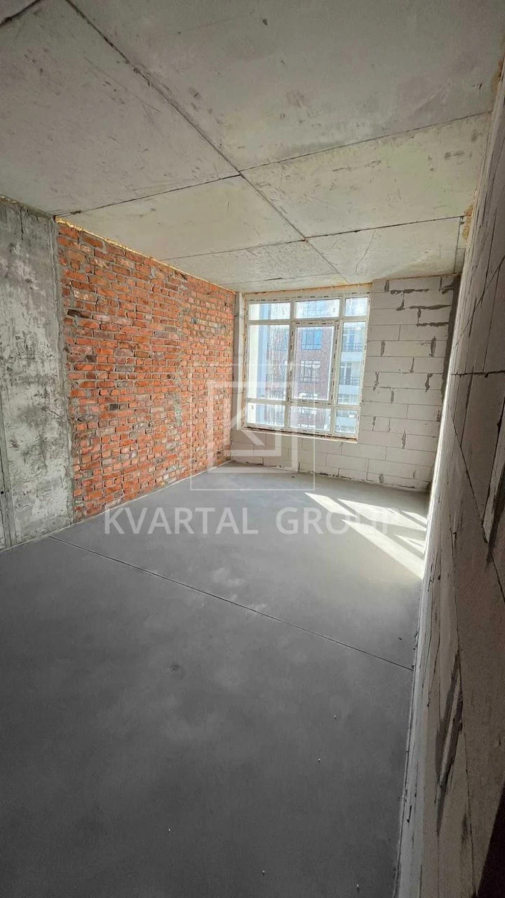 Продаж 2-комнатной квартиры в ЖК бизнес-класса "Синергия Сити"