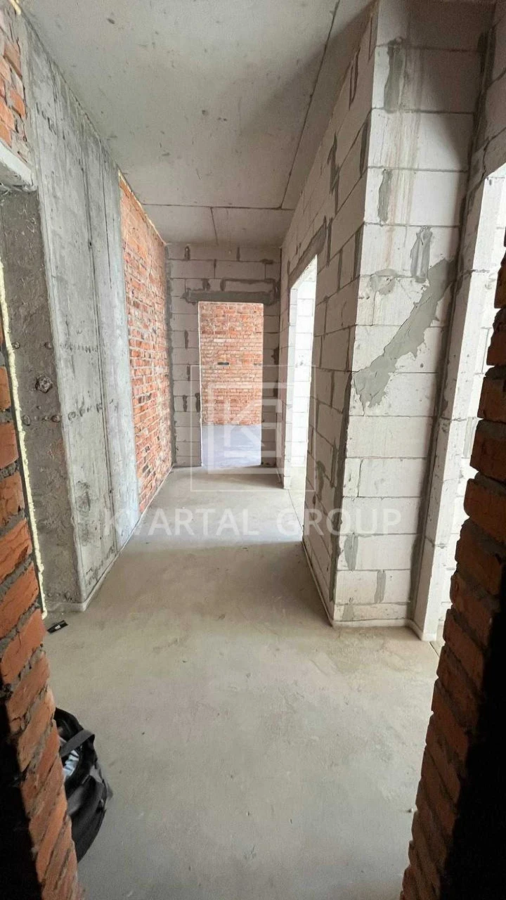 Продаж 2-комнатной квартиры в ЖК бизнес-класса "Синергия Сити"