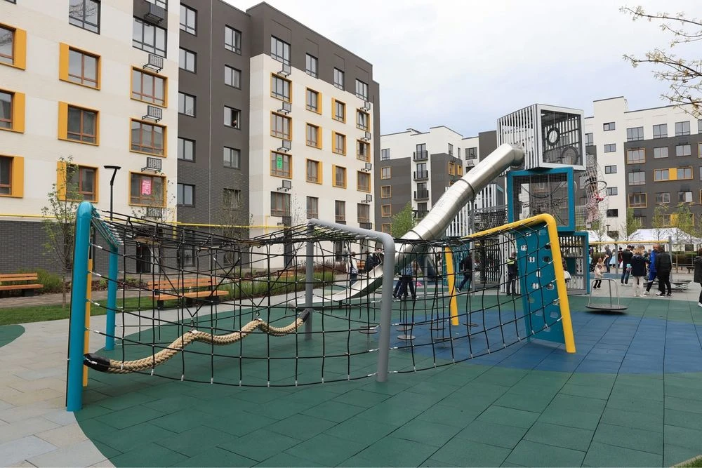 2к квартира ЖК Молодість . Розстрочка . Держ програми