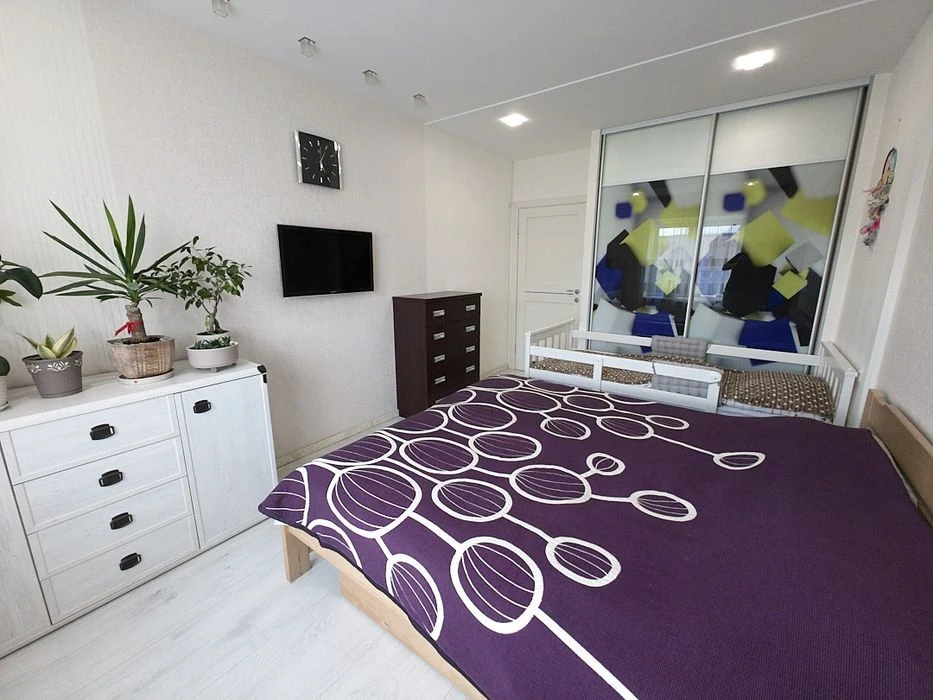 Продам в центрі Полтави 3-х кімнатну квартиру