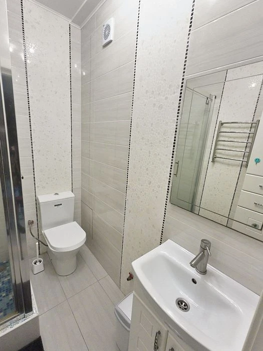 Продам в центрі Полтави 3-х кімнатну квартиру