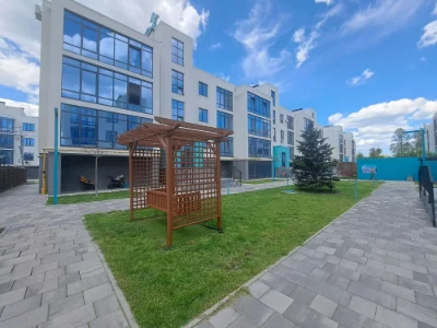 Продається унікальна двокімнатна квартира в мальовничому місці
